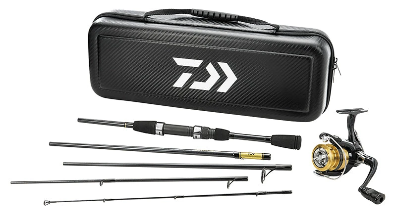 Daiwa Carbon Case Freshwater Travel Combo 1 Daiwa Carbon Case Freshwater Travel Combo